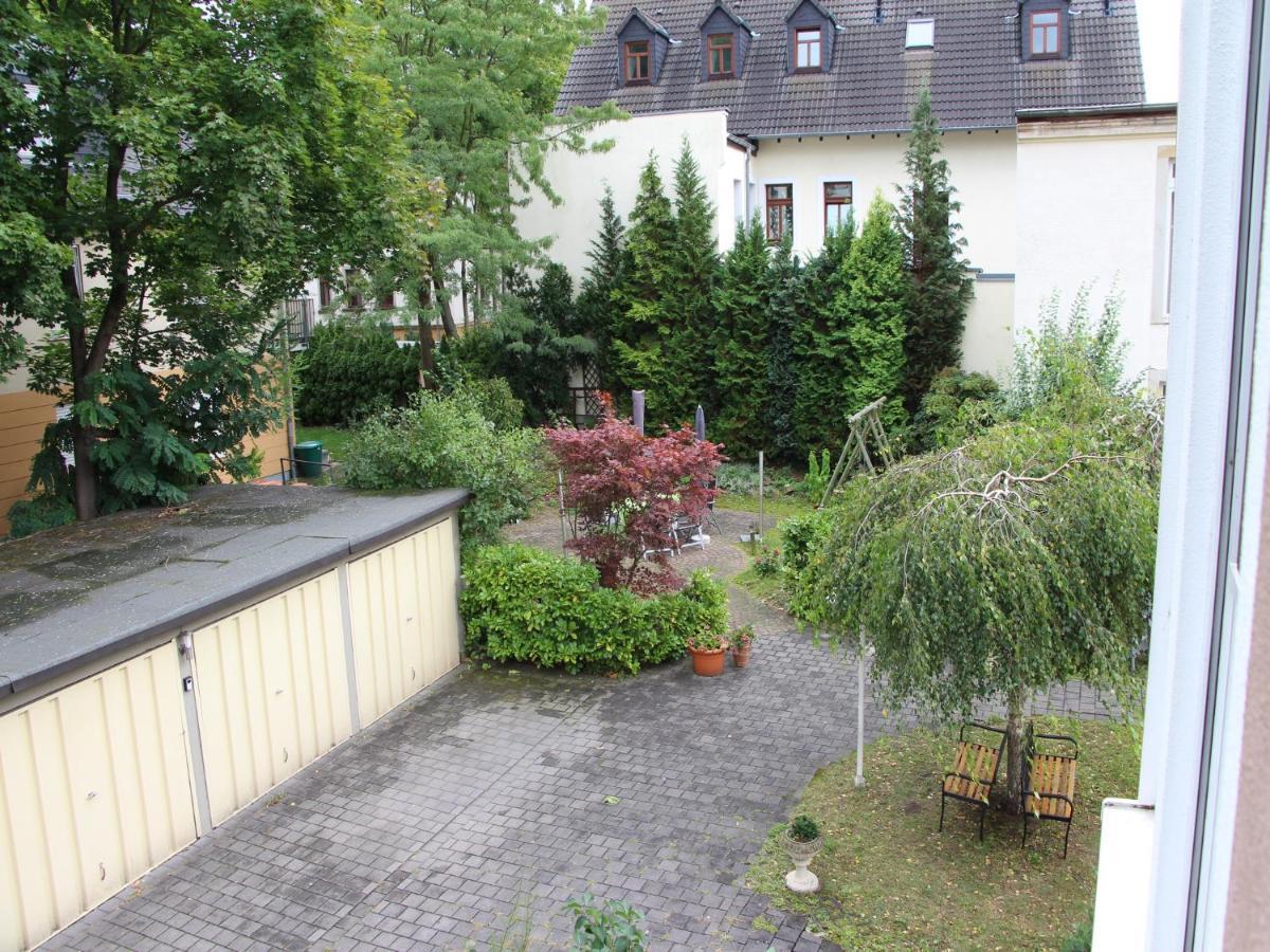 Apartments Und Zimmer Gaestehaus Matthias Dresden Exterior foto