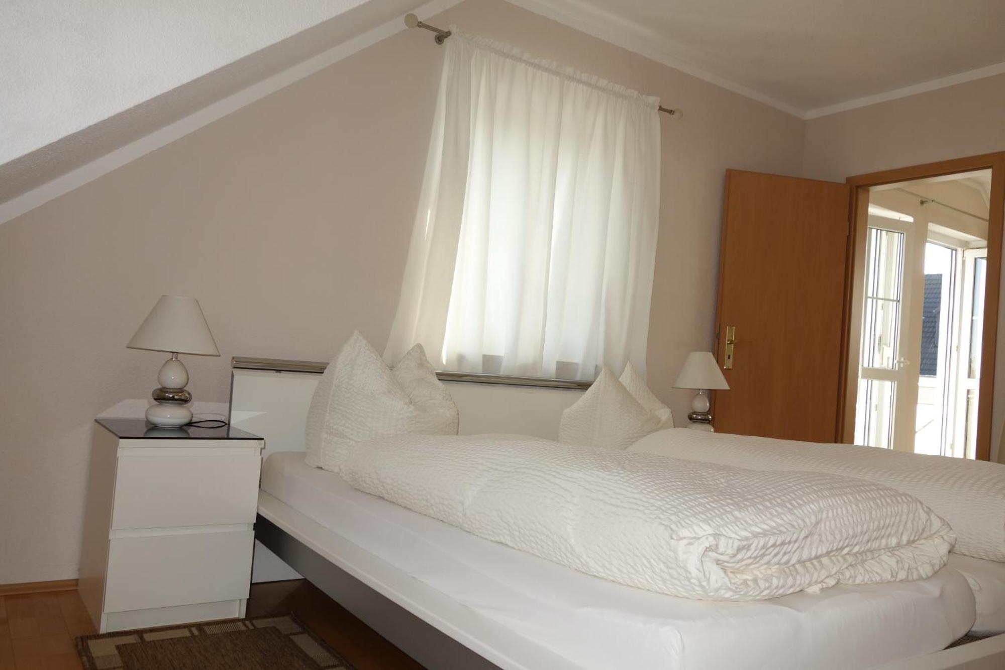 Apartments Und Zimmer Gaestehaus Matthias Dresden Quarto foto