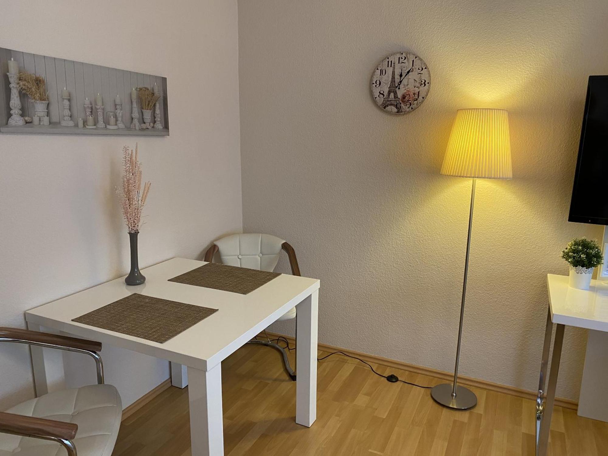 Apartments Und Zimmer Gaestehaus Matthias Dresden Quarto foto