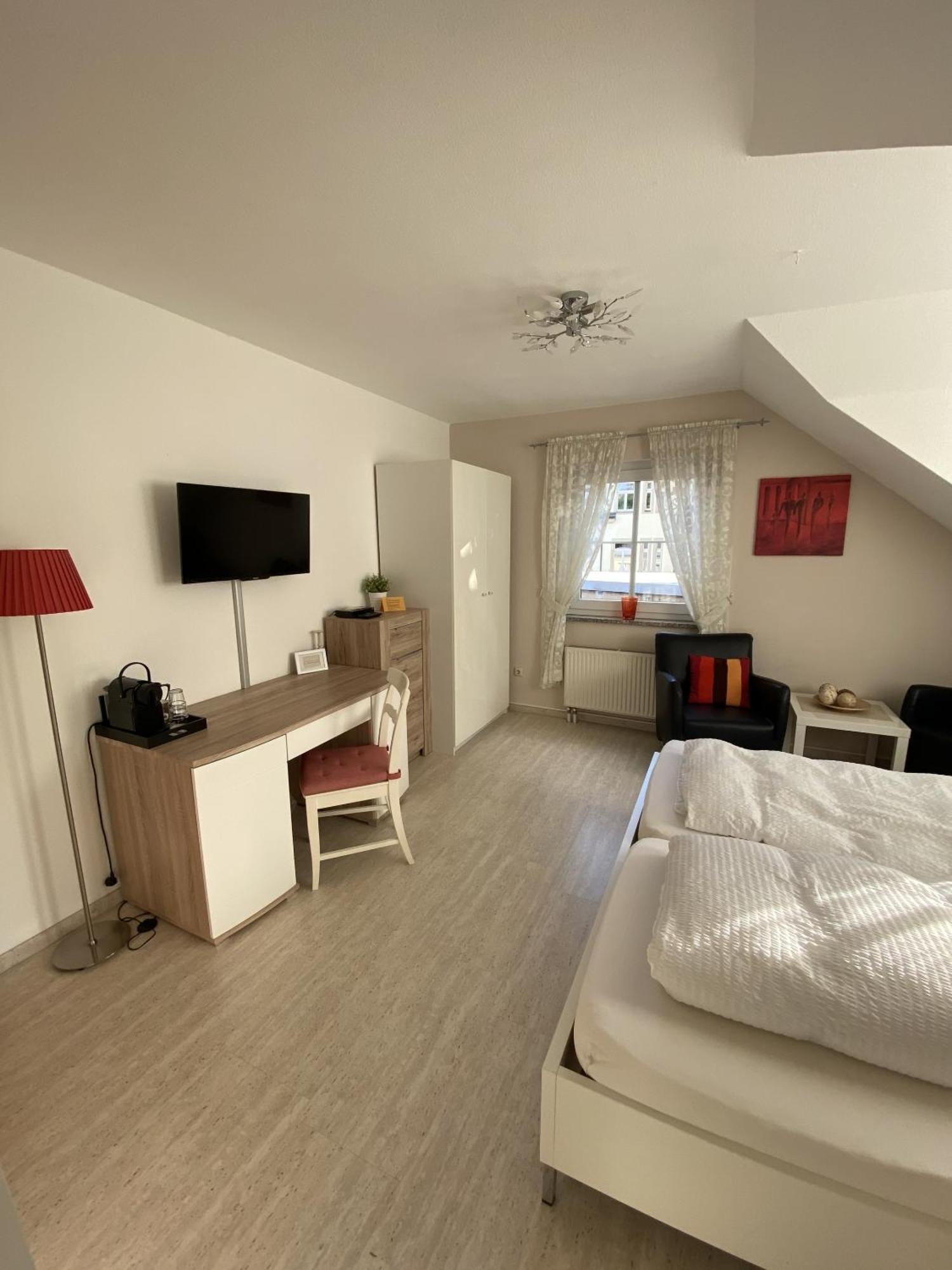 Apartments Und Zimmer Gaestehaus Matthias Dresden Quarto foto