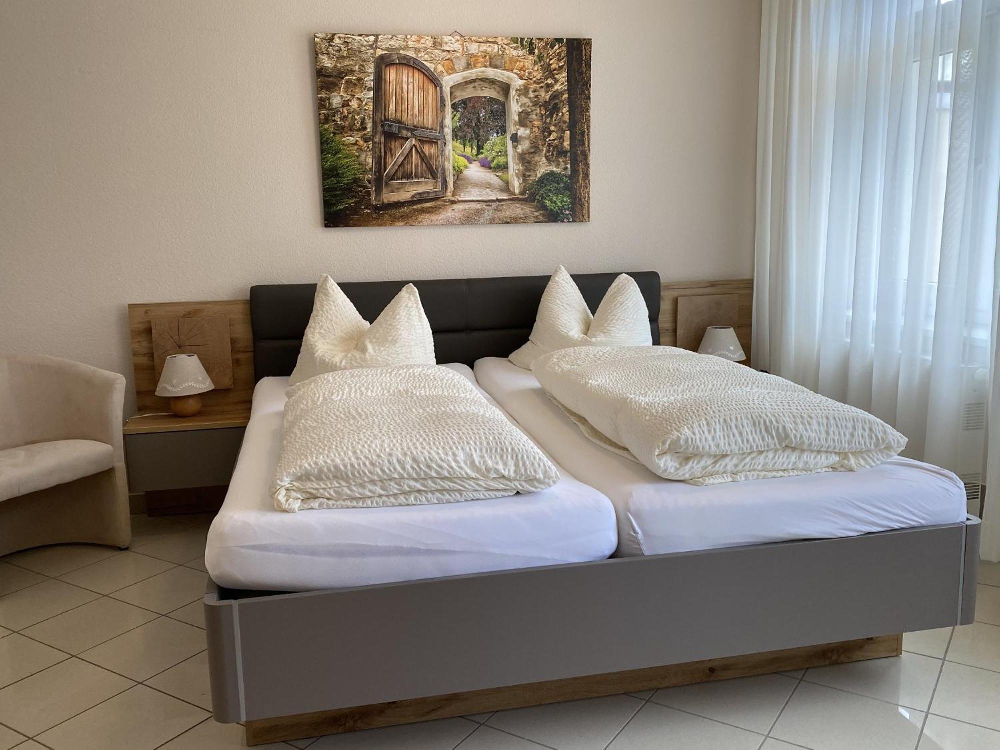 Apartments Und Zimmer Gaestehaus Matthias Dresden Quarto foto