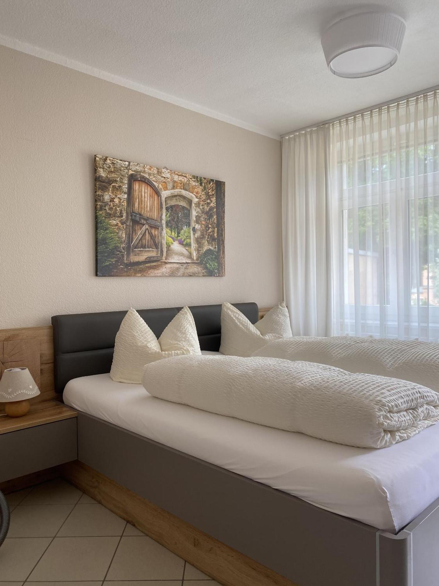 Apartments Und Zimmer Gaestehaus Matthias Dresden Quarto foto